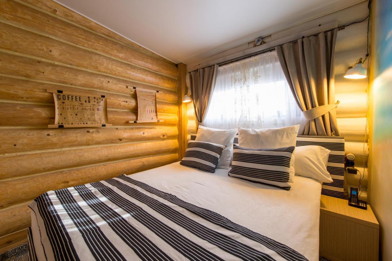 Inn Ozz Karagandy エクステリア 写真