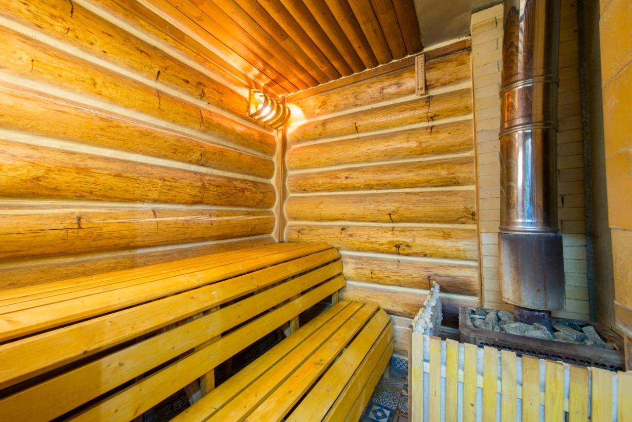 Inn Ozz Karagandy エクステリア 写真