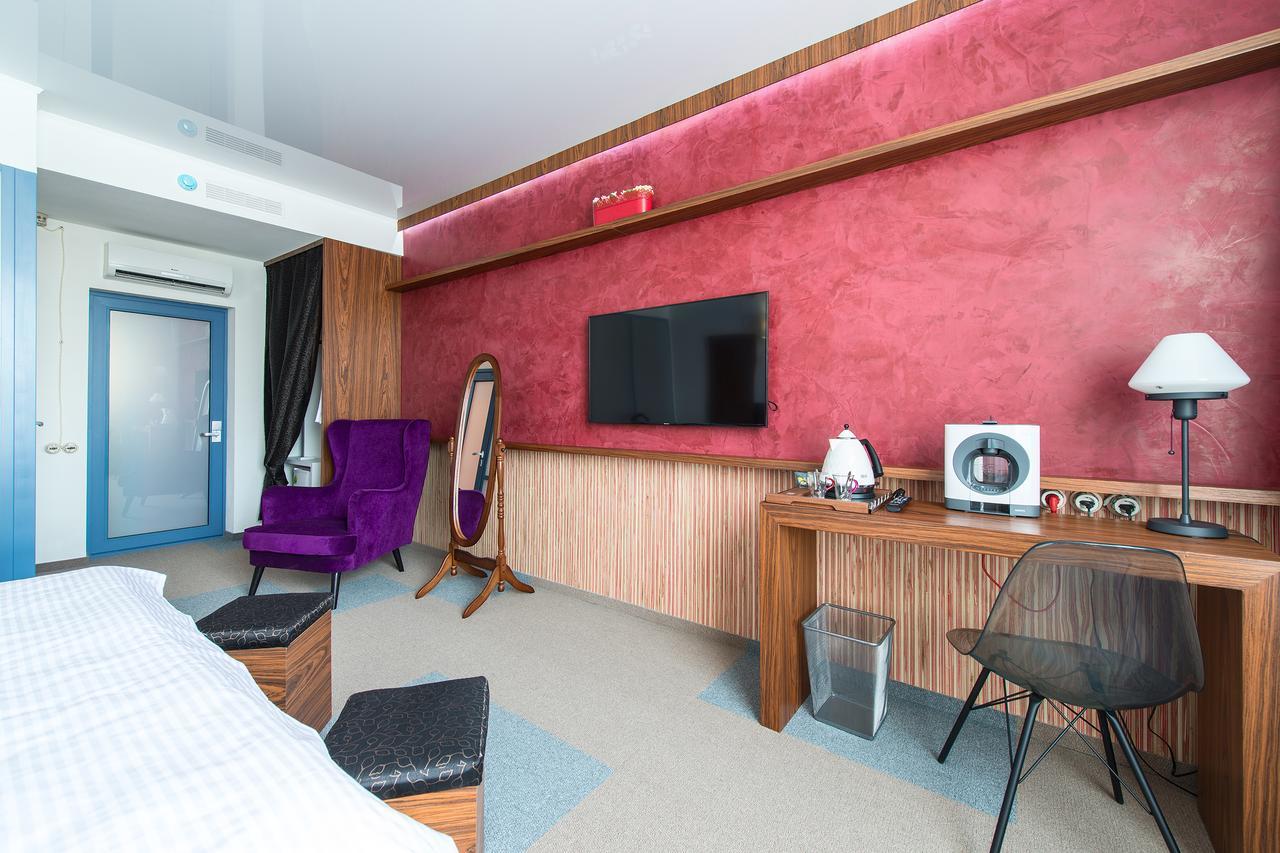 Inn Ozz Karagandy エクステリア 写真