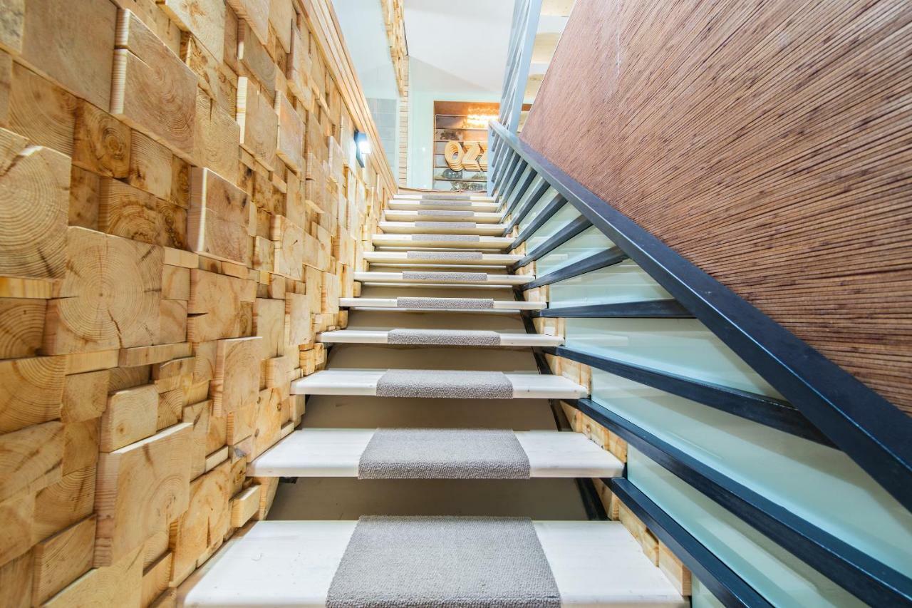 Inn Ozz Karagandy エクステリア 写真